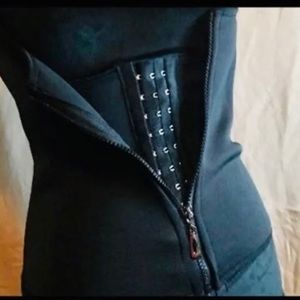 ♦️Waist Trainer